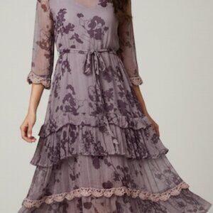 Chic Long Sleeve Floral Dress in Purple